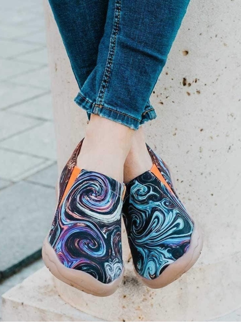 🎨 UIN Toledo “Starry Night" Canvas Slip-On Shoes 🎨 NWOB